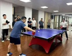 封闭站比赛换位出现五一领跑者的简单介绍