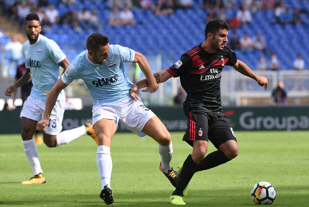 哥斯达黎加队遭遇挑战，球员士气低迷