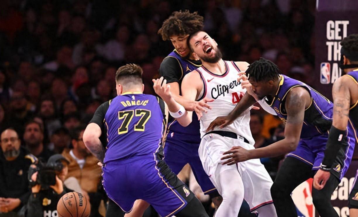 快船队多名球员受伤，季后赛前路难以预料