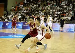 温州首南对阵上海劲飞，互不相让