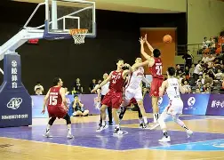 温州首南对阵上海劲飞，互不相让