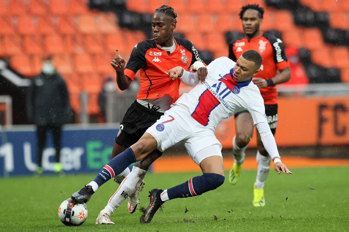 夏尔尔瓦突破，摩纳哥赢得法甲榜首江湖