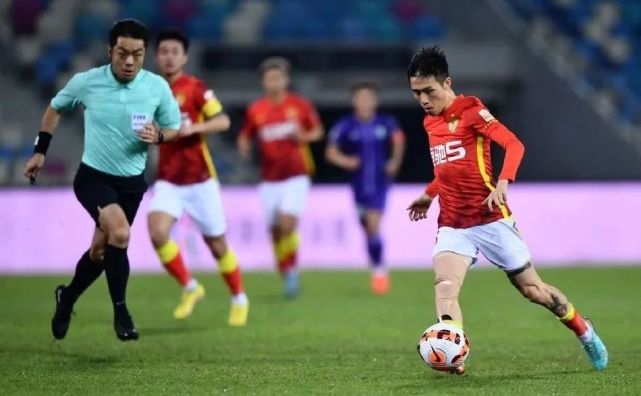 关于职业足球联赛外援政策助推中国球员职业化进程的信息