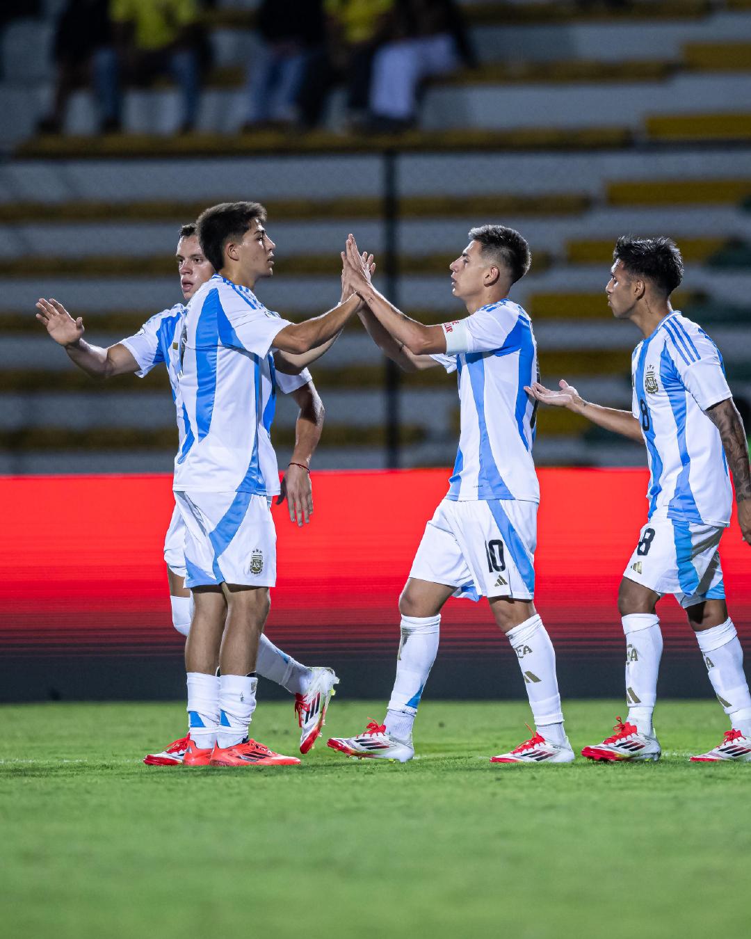 阿根廷功成名就!晋级欧国联半决赛 阿根廷功成名就!晋级欧国联半决赛