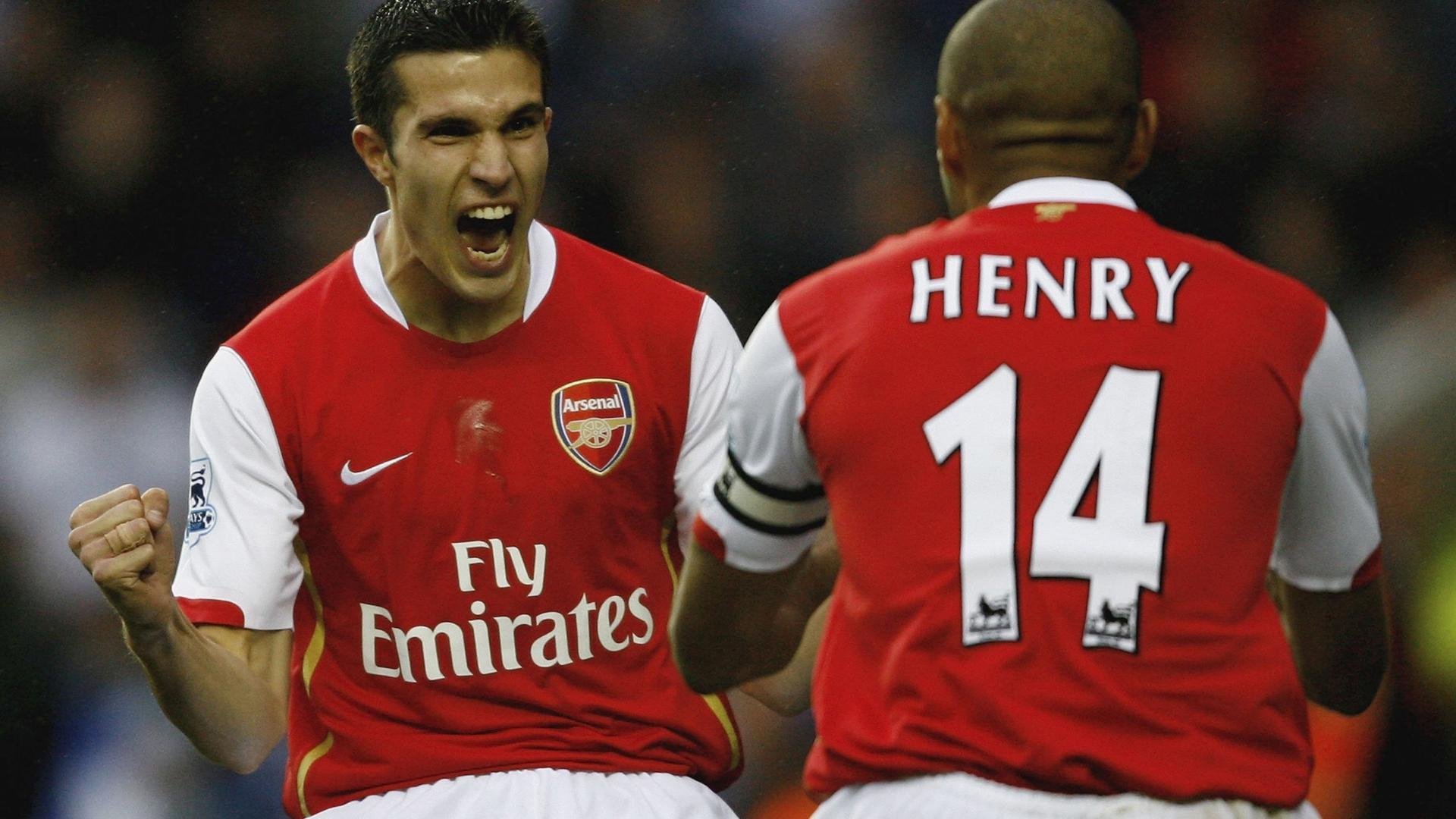 开云平台-不眠之夜与永不停跳的心脏，阿拉巴以中卫之姿奏响全队节奏