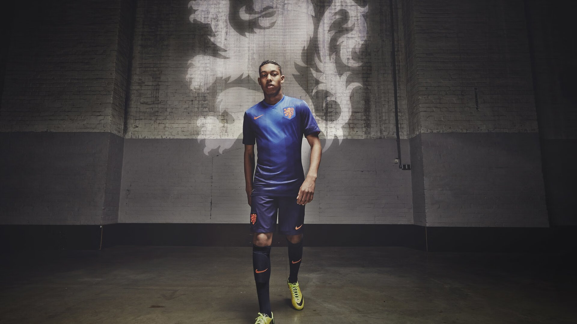 唯一双冠王,当戴维斯杯险胜遇见温网加冕,穆雷如何扛起一个国家的等待